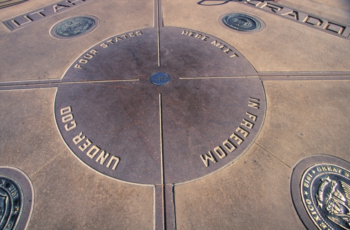 Four Corners Monument - Arizona, New Mexico, Utah og Colorado