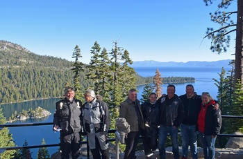 Highway 1 - Gruppebillede ved Lake Tahoe i Californien