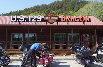 Harley butik nær den legendariske Tail of the Dragon - USA